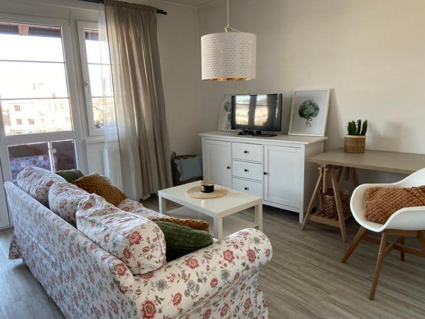 Apartman Na Vysine Daire Vrchlabí Dış mekan fotoğraf